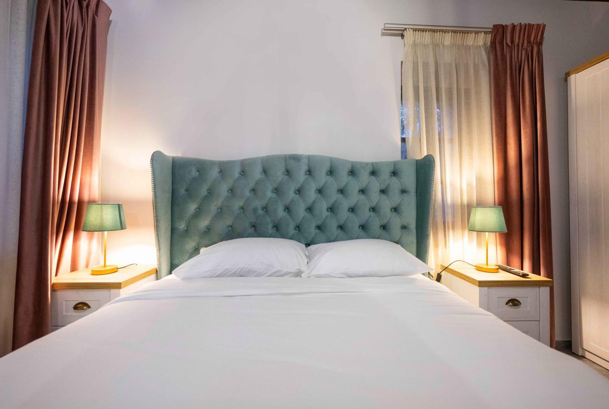Hotel The Five Keys Monodendri Exterior foto